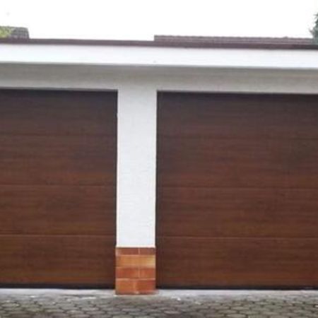 Lieferung und Montage der Garage