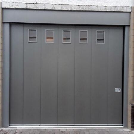 Lieferung und Montage der Garage
