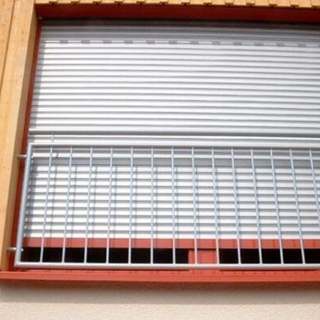 Fenstergeländer aus Metall