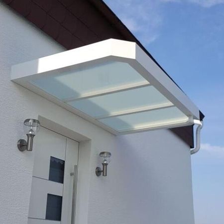 Überdachung mit Eindeckung aus Glas